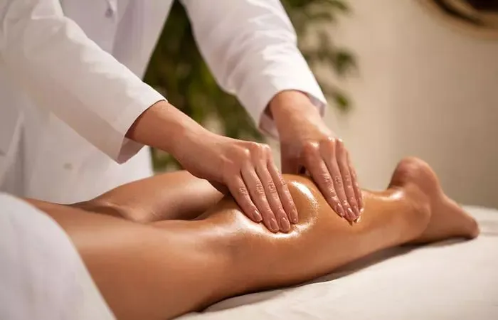 Massage therapy for relaxation and pain relief